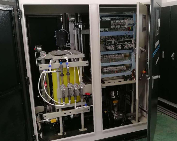 AdBlue produzierende Maschine